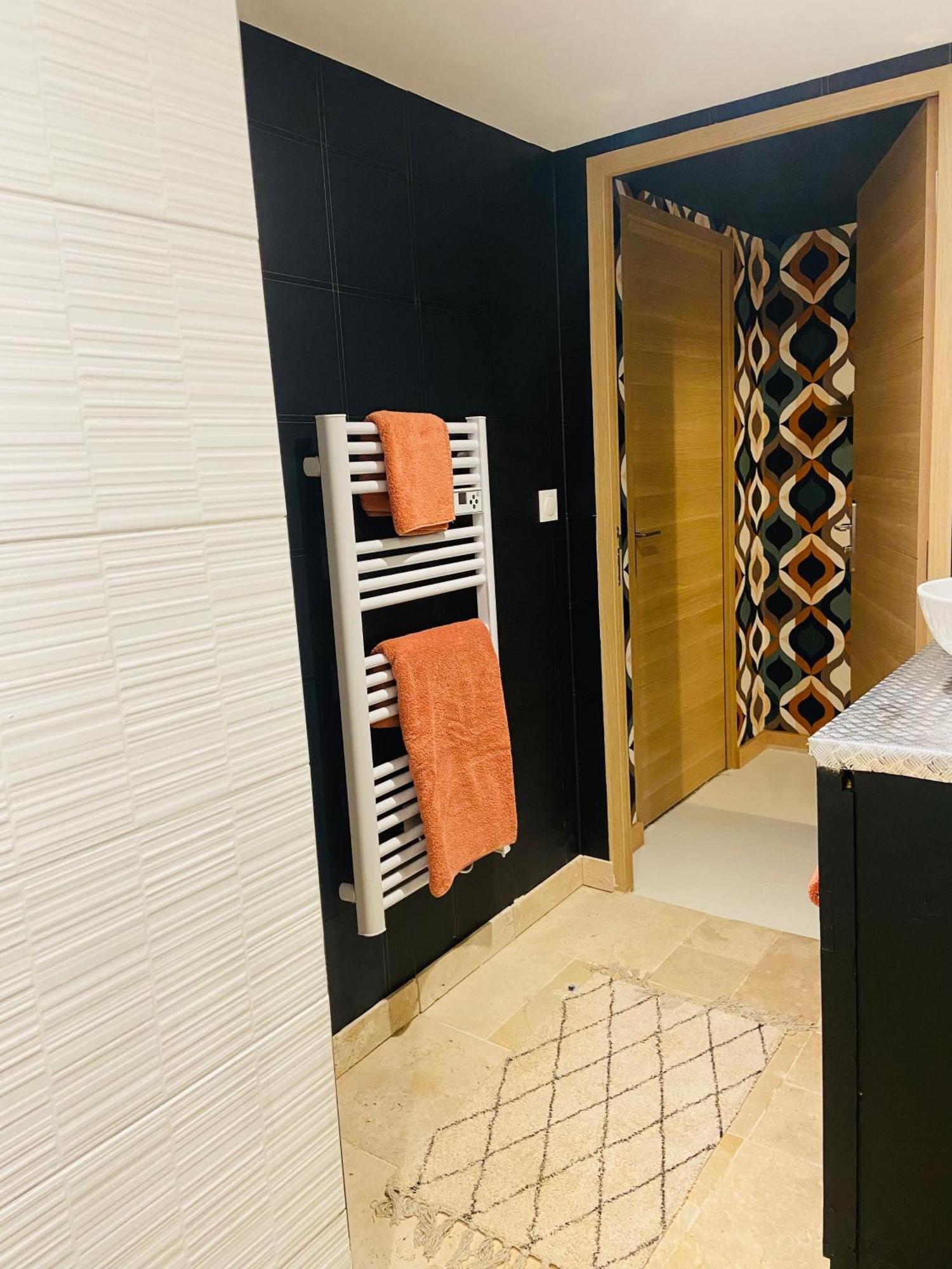 雷恩 Chez Val Et Tonio酒店 外观 照片
